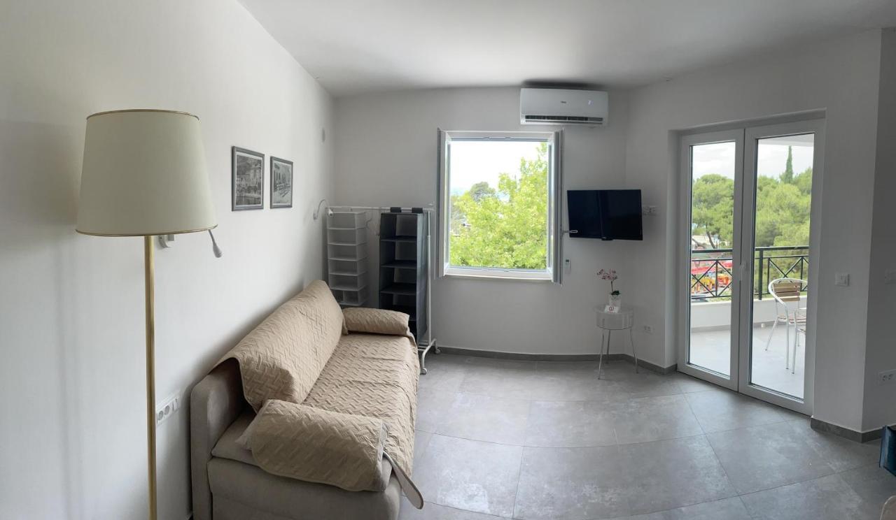 מאקרסקה Sandra Apartments מראה חיצוני תמונה