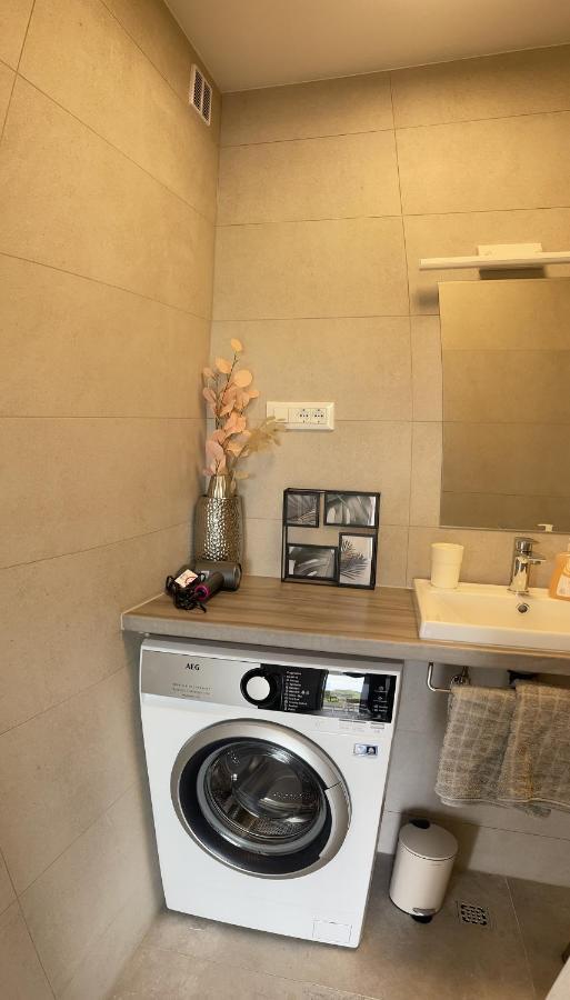 מאקרסקה Sandra Apartments מראה חיצוני תמונה