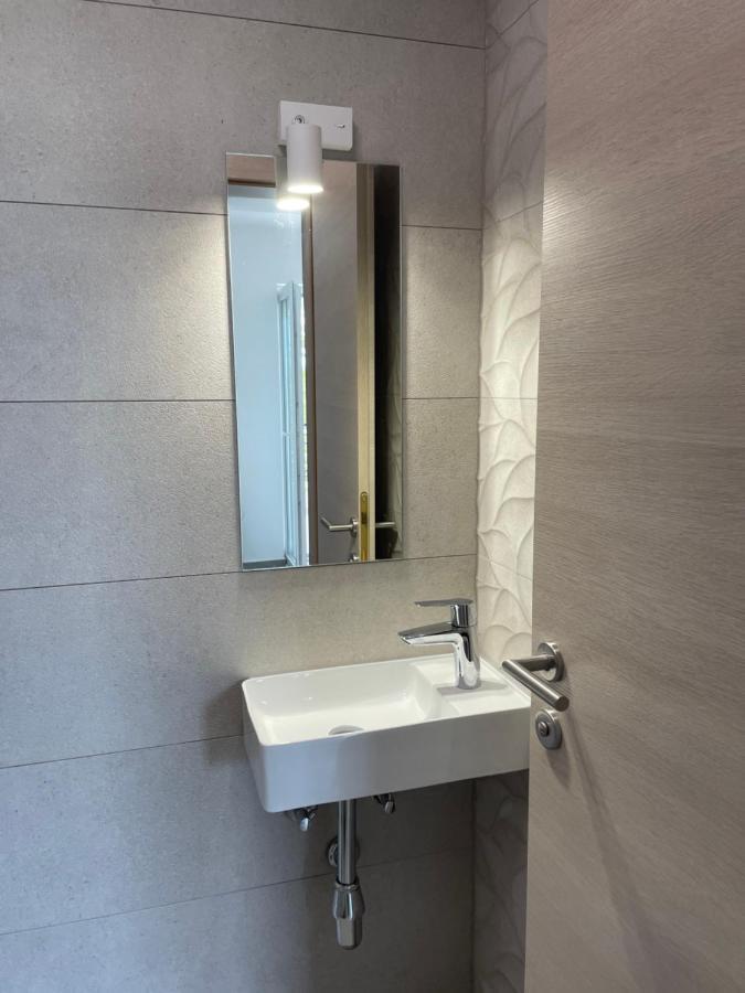 מאקרסקה Sandra Apartments מראה חיצוני תמונה