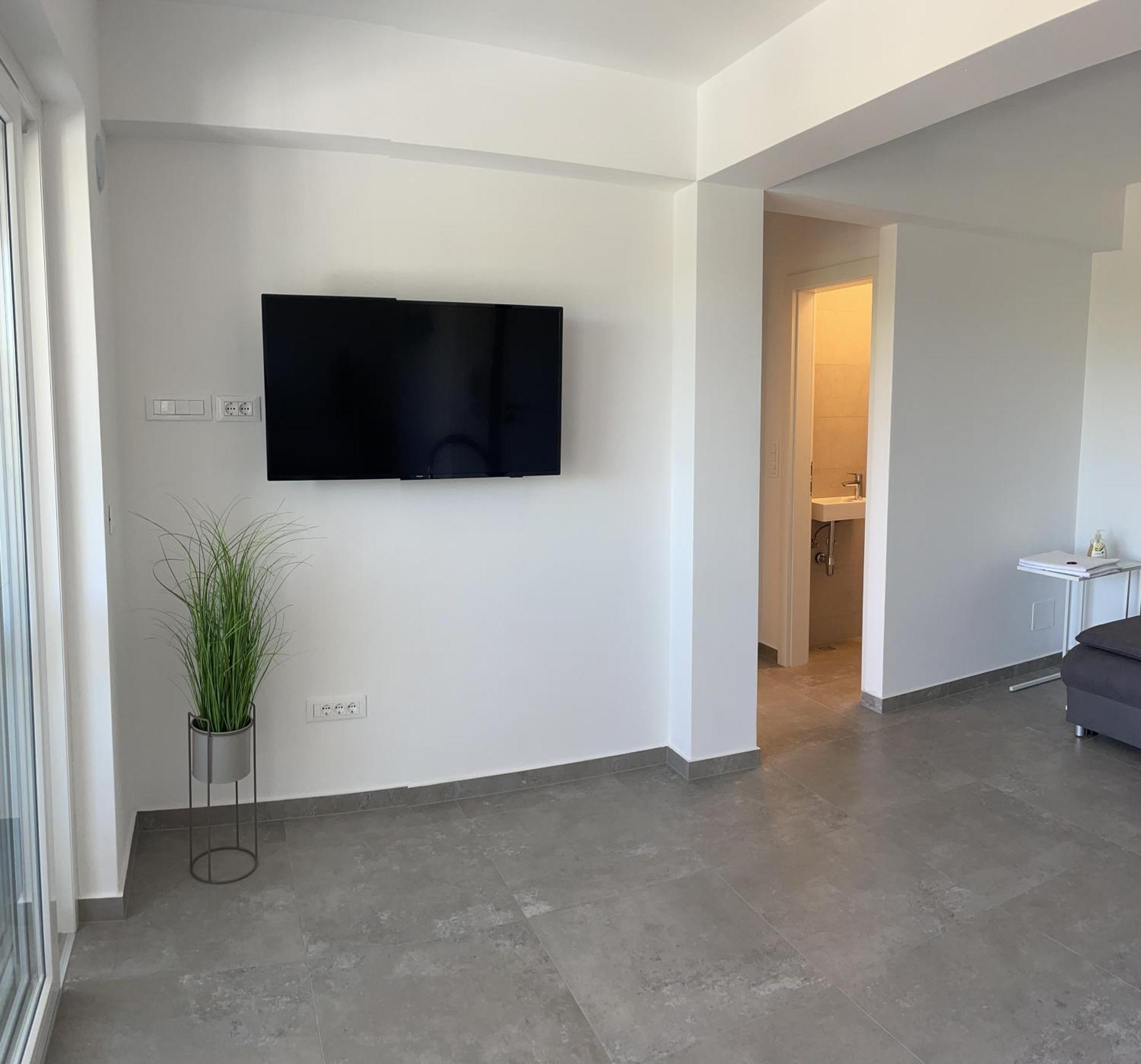 מאקרסקה Sandra Apartments מראה חיצוני תמונה